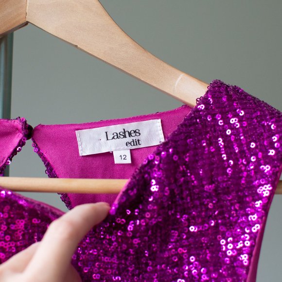 Pink sequin bodycon dress - Picture 4 of 11